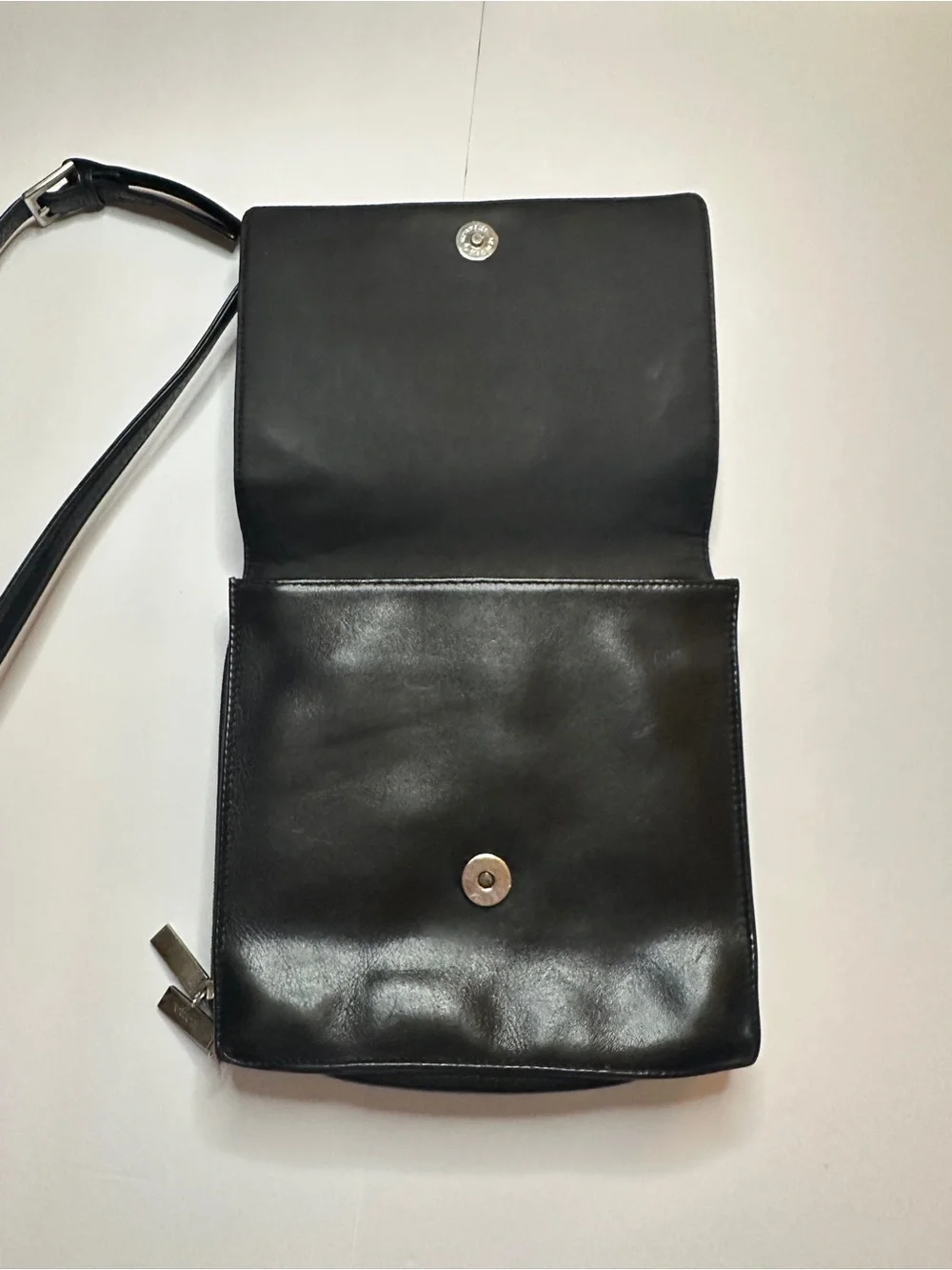 Vintage hobo international black leather cross body purse